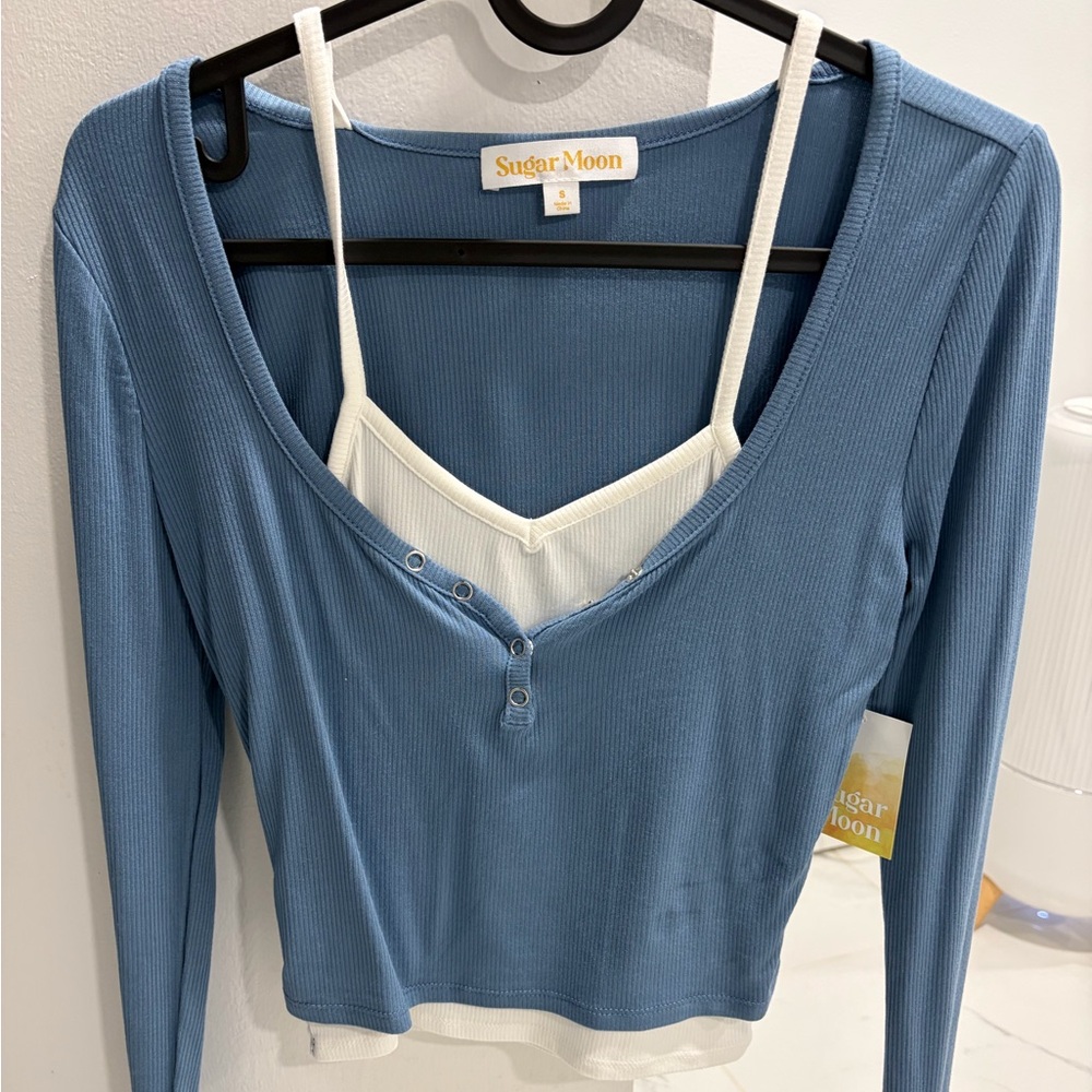 Kohl's Blue and White Layered Long Sleeve Top